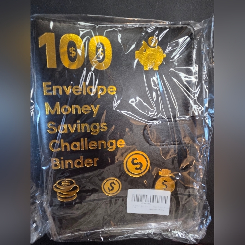 Black and Gold 100 Envelope Savings Challenge Binder